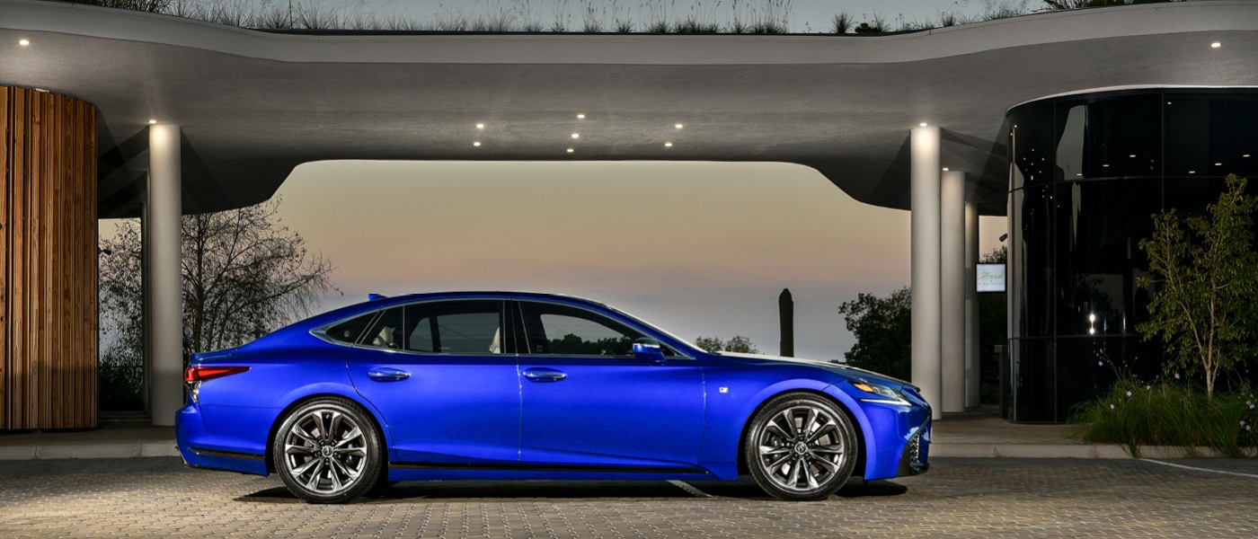 THE EXCLAMATION POINT Lexus Life